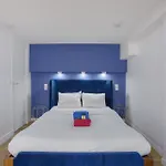Rent A Room - 2P Passage Du Caire