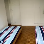 Entiry Apartment, Private Rooms In Paris