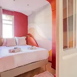 Appartement 2 Chambres Place Pereire 75017 - III
