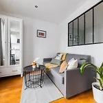 Cosy Apt Batignoles