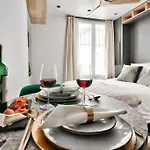 New ! Cosy Suite Intimate Nest Sacre Coeur Paris !