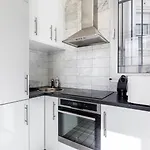 Guestready - Sunlit Serenity Near Montmartre