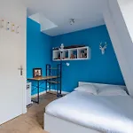 Veeve - The Artist\'S Residence
