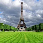 Appartement de standing 1 – tour Eiffel/Invalides