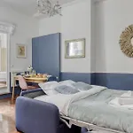 Authentic Parisian Flat - Louvre Royal - Paris 1