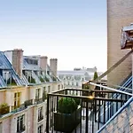 Hôtel Vernet Champs Elysées Paris