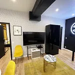 Urban Flat 157 - Coco Chanel Flat In Montorgueil