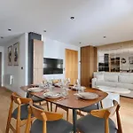 Sentier Historical Center Luxury & Design Apartment 2Br