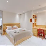 296 Suite Ponceau - Superb Apartment In Paris