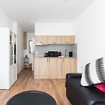 Labrouste Cosy Studio