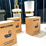 Cocon Parisien - Face A Louboutin - Chez Nicolas