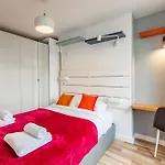 Cozy 1-Bedroom Apartment With All Amenties In Montmartre