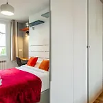 Cozy 1-Bedroom Apartment With All Amenties In Montmartre