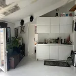 Charmand 40M2 Sous Les Toits Parisiens