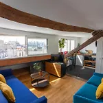 Appartement Moderne Artistique Sur Les Toits De Paris Vue Sur Notre-Dame Et La Seine