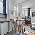 Charming Apartment Heart Of 17Th