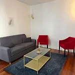 Charmant Appartement Au Moulin Rouge