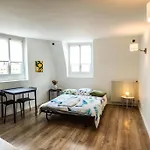 Sunny Apartement Notre Dame