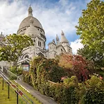 2 Bedrooms Stylish Duplex Near Montmartre & Moulin Rouge