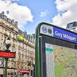 2 Bedrooms Stylish Duplex Near Montmartre & Moulin Rouge
