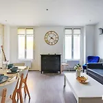 Charmant Appartement Au Bord Du Canal Saint-Martin