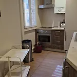 Paris Cosy House Tour Eiffel