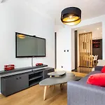 Magnificent Apartment - 2Br-6P - Republique