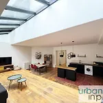 Urban Flat 186 - Spacious 3 Bedroom Flat In Paris