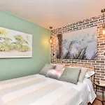 Magnificent Apartment- 2Br-6P - Republique