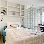 Eiffel Tower & 7Th Arrondissement - Cityapartmentstay
