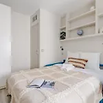Eiffel Tower & 7Th Arrondissement - Cityapartmentstay