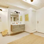 Spacious Apartment - 4Br-10P Montmartre