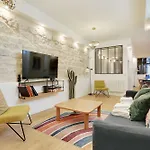 Spacious Apartment - 4Br-10P Montmartre