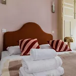 Grand Studio Refait A Neuf Paris 16 - 4P - Flat-Guest