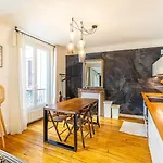 Guestready - Bright Apartment In The 19Th