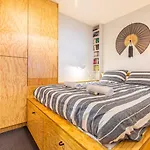 Guestready - Bright Apartment In The 19Th
