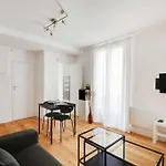 Charming Apartment In Le Marais