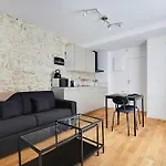 Charming Apartment In Le Marais