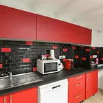 Comfortable 49 M Apartment In The Heart Of Paris