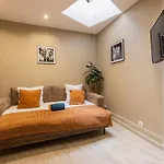 Marais Pompidou 3E, Jacuzzi, 2 Chambres, 4 A 6P