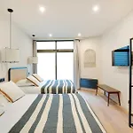 Spacious Apartment - 2Br-10P - Place D\'Italie