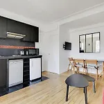Pick A Flat\'S Apartment In Ternes - Arc De Triomphe