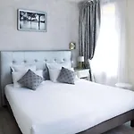 Hotel De La Motte Picquet