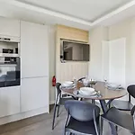 330 Suite Pernet 3 : Elegance And Comfort In Paris