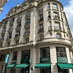 Fabulous Apartment In Heart Of Paris