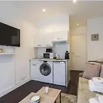 Diderot Nation Magnifique Appartement 2P