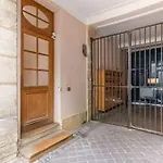 Renovated Apartment Close To Opera