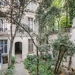 Renovated Apartment Close To Opera