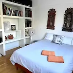 Private Bedrooms Near Eiffel Tower