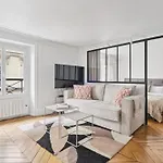 Jardin Des Tuileries & Louvre - Cityapartmentstay